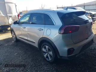 2021 Kia Niro LX with VIN KNDCB3LC8M5486855, listed as a IAAI auction lot 41075455 with 80,639 mi miles. Bid and sale history available at carsss.com. Image 3.
