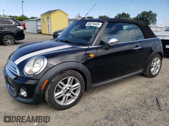 2011 MINI Convertible с VIN WMWZN3C50BT265016, выставлен на аукционе Copart как лот 65074435 с пробегом 77 923 миль миль и Списание • Salvage title. История ставок и продаж доступна на DreamBid. Изображение 1.