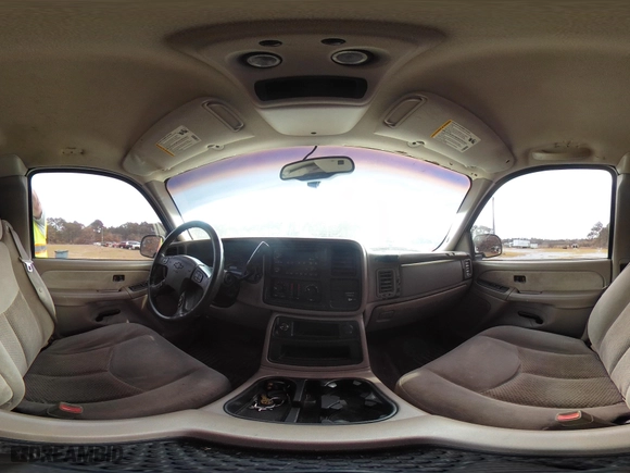 2003 Chevrolet Silverado 1500 LS with VIN 2GCEC19T031269320, listed as a IAAI auction lot 41900631 with 131,547 mi miles. Bid and sale history available at carsss.com. Image 18.