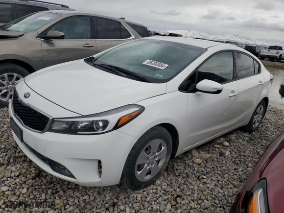 2018 Kia Forte LX with VIN 3KPFK4A78JE206313, listed as a Copart auction lot 86280004 with 97,217 mi miles and Clean Title. Bid and sale history available at carsss.com. Image 1.