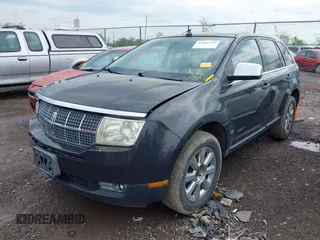 2007 Lincoln MKX with VIN 2LMDU88C07BJ16195, listed as a IAAI auction lot 42085655 with 228,615 mi miles. Bid and sale history available at carsss.com. Image 2.