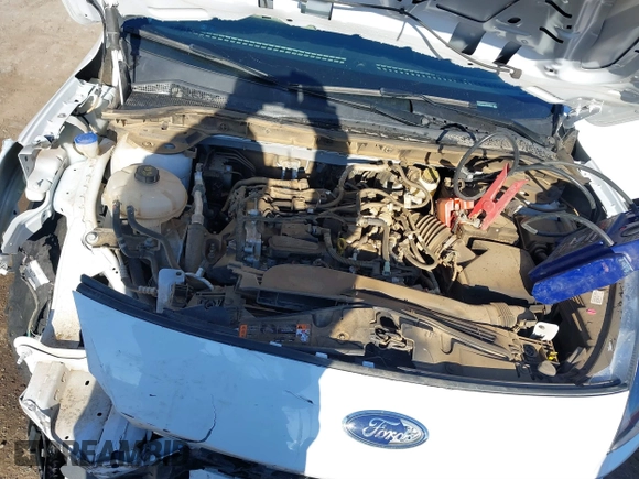 2022 Ford Escape SE z VIN 1FMCU0G64NUB64536, wystawiony jako IAAI lot #41834238 z przebiegiem 31 686 mil mil oraz . Historia ofert i sprzedaży dostępna na DreamBid. Obrazek 10.