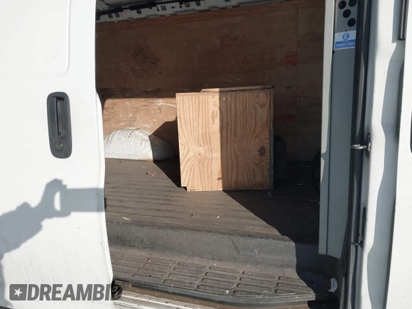 2009 Chevrolet Express Cargo with VIN 1GCFG15X691128588, listed as a IAAI auction lot 41078318 with 204,521 mi miles and . Bid and sale history available at DreamBid. Image 8.