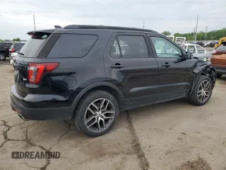2017 Ford Explorer Sport z VIN 1FM5K8GT5HGB20714, wystawiony jako Copart lot #58345785 z przebiegiem 135 976 mil mil oraz Czysty tytuł • Clean title. Historia ofert i sprzedaży dostępna na DreamBid. Obrazek 3.