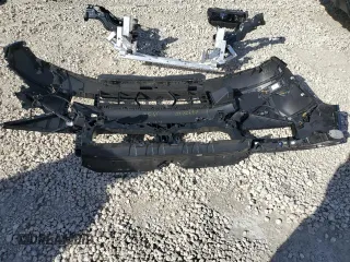 2023 BMW XM z VIN 5YM23CS0XP9S31984, wystawiony jako Copart lot #77081273 z przebiegiem 890 mil mil oraz . Historia ofert i sprzedaży dostępna na DreamBid. Obrazek 15.
