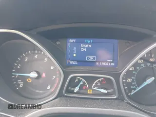 2014 Ford Focus SE with VIN 1FADP3F27EL215703, listed as a IAAI auction lot 42110523 with 179,371 mi miles. Bid and sale history available at carsss.com. Image 7.
