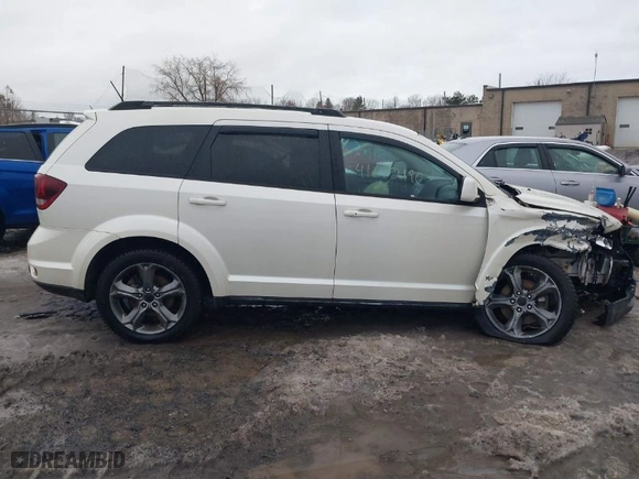 2015 Dodge Journey Crossroad with VIN 3C4PDDGG5FT739616, listed as a IAAI auction lot 41672190 with 80,056 mi miles. Bid and sale history available at carsss.com. Image 14.