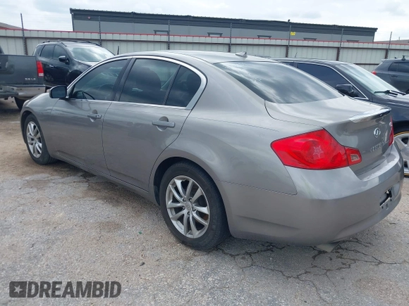 2008 Infiniti G35 Journey with VIN JNKBV61E78M226577, listed as a IAAI auction lot 42105267 with 166,572 mi miles. Bid and sale history available at carsss.com. Image 3.