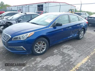 2015 Hyundai Sonata SE z VIN 5NPE24AF8FH031230, wystawiony jako IAAI lot #42115073 z przebiegiem 120 969 mil mil oraz . Historia ofert i sprzedaży dostępna na DreamBid. Obrazek 2.