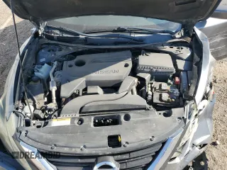 2018 Nissan Altima SR with VIN 1N4AL3AP2JC250273, listed as a Copart auction lot 52280525 with 152,950 mi miles and Salvage Title. Bid and sale history available at DreamBid. Image 12.