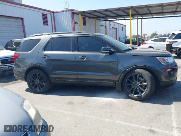 2018 Ford Explorer XLT with VIN 1FM5K7D89JGA68620, listed as a IAAI auction lot 42509964 with 81,548 mi miles and . Bid and sale history available at DreamBid. Image 13.
