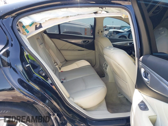 2015 Infiniti Q50 Premium with VIN JN1BV7AP9FM355526, listed as a IAAI auction lot 42010401 with 67,131 mi miles. Bid and sale history available at carsss.com. Image 8.