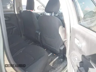 2021 Jeep Compass Sport с VIN 3C4NJDAB2MT591256, выставлен на аукционе IAAI как лот 42167396 с пробегом 70 091 миль миль и . История ставок и продаж доступна на DreamBid. Изображение 8.