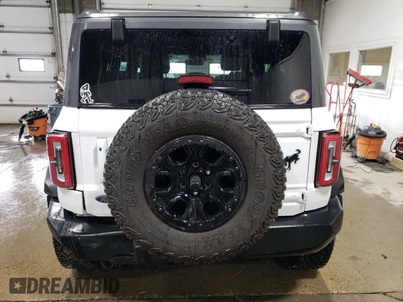 2021 Ford Bronco with VIN 1FMEE5DP7MLA65830, listed as a Copart auction lot 47578475 with 43,621 mi miles and Salvage Title. Bid and sale history available at DreamBid. Image 6.