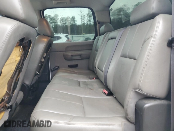 2011 Chevrolet Silverado 1500 with VIN 3GCPCPEA5BG262692, listed as a Copart auction lot 44377155 with 218,465 mi miles and Salvage Title. Bid and sale history available at DreamBid. Image 10.