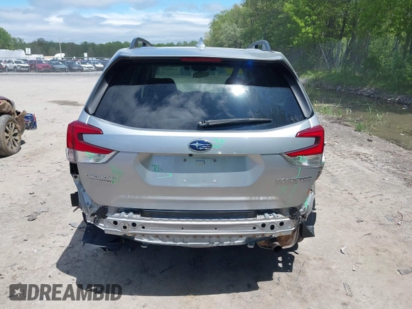 2019 Subaru Forester Premium with VIN JF2SKAEC3KH407571, listed as a IAAI auction lot 42285532 with 105,523 mi miles and . Bid and sale history available at DreamBid. Image 16.
