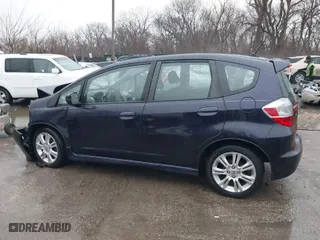 2010 Honda Fit Sport with VIN JHMGE8H42AC028810, listed as a IAAI auction lot 41690730 with 89,247 mi miles. Bid and sale history available at carsss.com. Image 14.