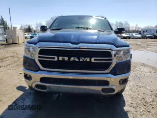2019 Ram 1500 Big Horn z VIN 1C6SRFFT3KN895368, wystawiony jako Copart lot #52395125 z przebiegiem 101 665 mil mil oraz Czysty tytuł • Clean title. Historia ofert i sprzedaży dostępna na DreamBid. Obrazek 5.