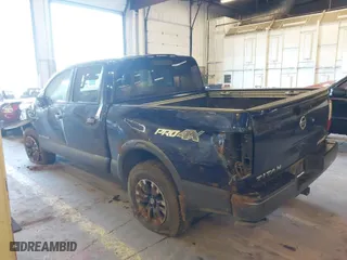 2017 Nissan Titan SL with VIN 1N6AA1E58HN570321, listed as a IAAI auction lot 41424893 with NaN miles. Bid and sale history available at carsss.com. Image 3.