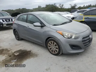 2016 Hyundai Elantra GT with VIN KMHD35LH8GU262385, listed as a Copart auction lot 76870084 with 151,011 mi miles and Clean Title. Bid and sale history available at carsss.com. Image 4.