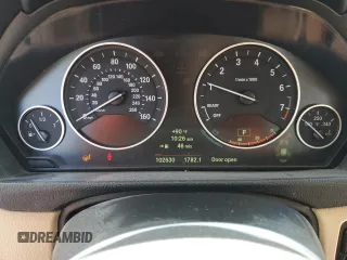 2012 BMW 3 Series 328i z VIN WBA3A5G58CNN65528, wystawiony jako Copart lot #60551705 z przebiegiem 102 630 mil mil oraz Szkoda całkowita • Salvage title. Historia ofert i sprzedaży dostępna na DreamBid. Obrazek 9.