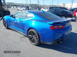2018 Chevrolet Camaro ZL1 with VIN 1G1FK1R6XJ0122327, listed as a IAAI auction lot 41539334 with 26,178 mi miles and . Bid and sale history available at DreamBid. Image 3.