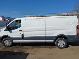 2016 Ford Transit with VIN 1FTYR2YM8GKA24198, listed as a IAAI auction lot 41625150 with 214,614 mi miles and . Bid and sale history available at DreamBid. Image 14.