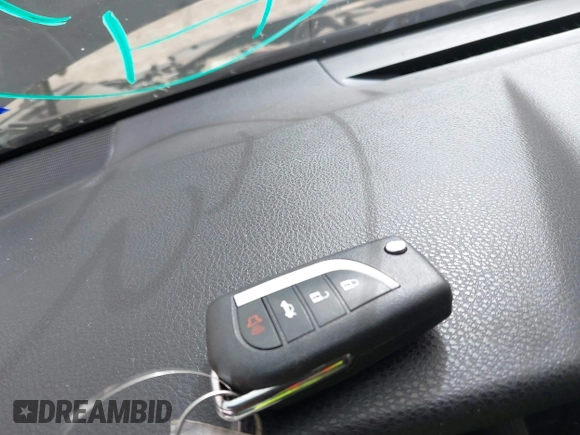 2019 Toyota Camry LE z VIN 4T1B11HK6KU805252, wystawiony jako IAAI lot #41787833 z przebiegiem 85 196 mil mil oraz . Historia ofert i sprzedaży dostępna na DreamBid. Obrazek 11.
