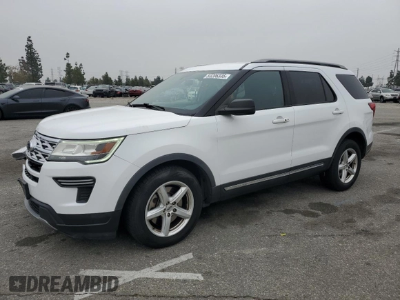 2018 Ford Explorer XLT z VIN 1FM5K7D81JGC86955, wystawiony jako Copart lot #53206335 z przebiegiem 152 437 mil mil oraz Szkoda całkowita • Salvage title. Historia ofert i sprzedaży dostępna na DreamBid. Obrazek 1.