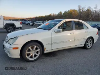 2007 Mercedes-Benz C 280 Luxury z VIN WDBRF92H07F908967, wystawiony jako Copart lot #57304005 z przebiegiem Nie podano mil oraz Nie do naprawy • Non repairable. Historia ofert i sprzedaży dostępna na DreamBid. Obrazek 1.