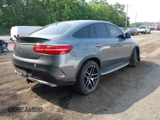 2017 Mercedes-Benz GLE 43 AMG z VIN 4JGED6EB2HA065229, wystawiony jako IAAI lot #42307280 z przebiegiem 68 789 mil mil oraz . Historia ofert i sprzedaży dostępna na DreamBid. Obrazek 4.