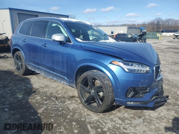 2016 Volvo XC90 T6 R-Design z VIN YV4A22PM0G1031687, wystawiony jako Copart lot #45956645 z przebiegiem 113 508 mil mil oraz Szkoda całkowita • Salvage title. Historia ofert i sprzedaży dostępna na DreamBid. Obrazek 4.