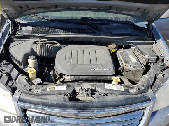 2014 Chrysler Town & Country Touring with VIN 2C4RC1BG4ER188985, listed as a Copart auction lot 52751275 with 158,087 mi miles and Clean Title. Bid and sale history available at carsss.com. Image 12.