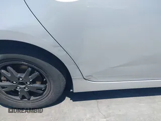 2015 Toyota Prius Four z VIN JTDKN3DU0F0415952, wystawiony jako IAAI lot #42402823 z przebiegiem 272 110 mil mil oraz . Historia ofert i sprzedaży dostępna na DreamBid. Obrazek 17.