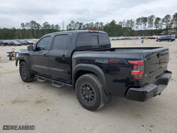 2024 Nissan Frontier PRO-4X with VIN 1N6ED1EK6RN605079, listed as a Copart auction lot 44513245 with 6,914 mi miles and Salvage Title. Bid and sale history available at carsss.com. Image 2.