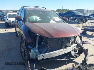 2019 Toyota Highlander LE with VIN 5TDZZRFH6KS334953, listed as a IAAI auction lot 41131738 with 68,563 mi miles and . Bid and sale history available at DreamBid. Image 1.