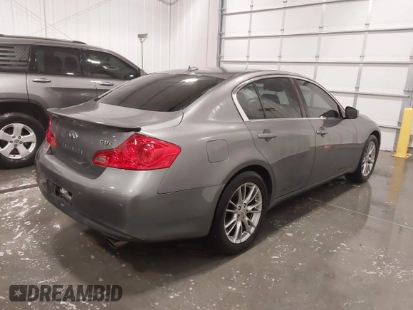 2013 Infiniti G37 x with VIN JN1CV6AR8DM350993, listed as a IAAI auction lot 41997833 with 171,665 mi miles and . Bid and sale history available at carsss.com. Image 4.