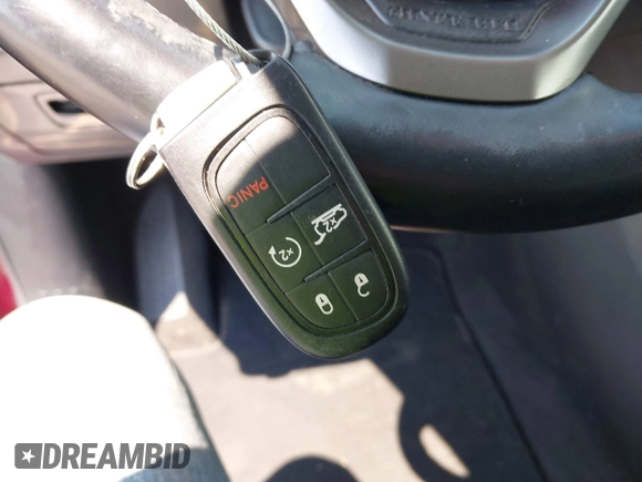 2019 Jeep Cherokee Limited with VIN 1C4PJMDX1KD322345, listed as a IAAI auction lot 42471638 with 36,031 mi miles and . Bid and sale history available at DreamBid. Image 11.