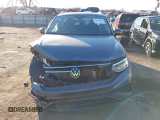 2022 Volkswagen Tiguan SE with VIN 3VV3B7AX6NM037247, listed as a IAAI auction lot 41644680 with 47,048 mi miles and . Bid and sale history available at DreamBid. Image 13.