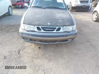 2001 Saab 9-3 z VIN YS3DF55K812052949, wystawiony jako IAAI lot #41059347 z przebiegiem 237 437 mil mil oraz . Historia ofert i sprzedaży dostępna na DreamBid. Obrazek 6.