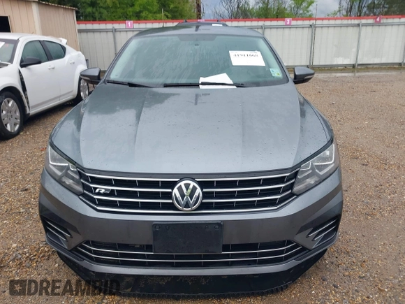 2018 Volkswagen Passat S z VIN 1VWAA7A32JC052245, wystawiony jako IAAI lot #41911668 z przebiegiem 51 634 mil mil oraz . Historia ofert i sprzedaży dostępna na DreamBid. Obrazek 12.