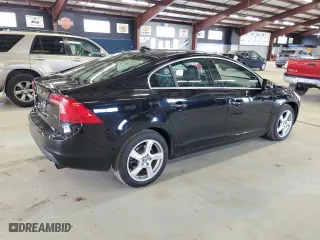 2012 Volvo S60 T5 with VIN YV1622FS9C2113599, listed as a Copart auction lot 51115555 with 194,907 mi miles and Salvage Title. Bid and sale history available at carsss.com. Image 3.