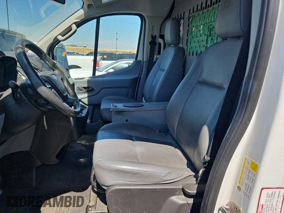 2019 Ford Transit z VIN 1FTYE1YM8KKB40189, wystawiony jako IAAI lot #42763040 z przebiegiem 193 036 mil mil oraz . Historia ofert i sprzedaży dostępna na DreamBid. Obrazek 24.