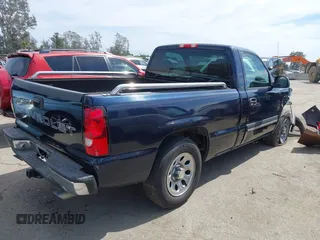 2005 Chevrolet Silverado 1500 Work Truck with VIN 1GCEC14X15Z246813, listed as a IAAI auction lot 41763107 with 282,823 mi miles. Bid and sale history available at carsss.com. Image 4.