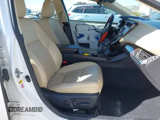 2013 Toyota Avalon XLE with VIN 4T1BK1EB3DU014472, listed as a IAAI auction lot 41826245 with 151,522 mi miles and . Bid and sale history available at DreamBid. Image 5.