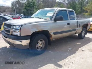 2003 Chevrolet Silverado 1500 LT with VIN 2GCEK19T531343401, listed as a IAAI auction lot 42080760 with 183,960 mi miles. Bid and sale history available at carsss.com. Image 2.
