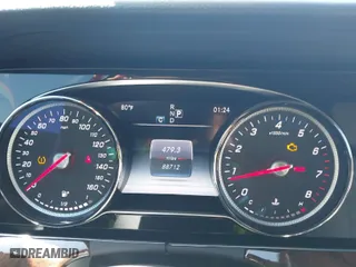 2017 Mercedes-Benz E-Class E 300 Luxury with VIN WDDZF4JB9HA036925, listed as a IAAI auction lot 41761755 with 88,712 mi miles. Bid and sale history available at carsss.com. Image 7.