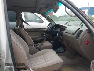 1997 Toyota 4Runner SR5 with VIN JT3GN86R0V0034665, listed as a IAAI auction lot 42316142 with 242,342 mi miles and . Bid and sale history available at DreamBid. Image 5.