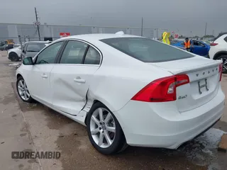 2016 Volvo S60 T5 Drive-E Premier with VIN YV126MFK9G2390547, listed as a IAAI auction lot 41908944 with 109,268 mi miles. Bid and sale history available at carsss.com. Image 3.
