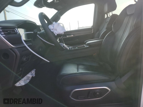 2024 Jeep Wagoneer Series II с VIN 1C4SJRBP9RS112706, выставлен на аукционе Copart как лот 43934105 с пробегом 22 314 миль миль и Чистый • Clean title. История ставок и продаж доступна на DreamBid. Изображение 7.